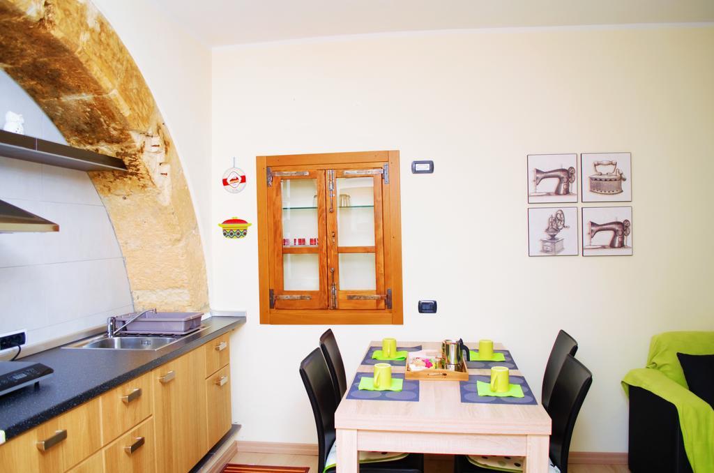 קליארי Appartamento San Giovanni חדר תמונה
